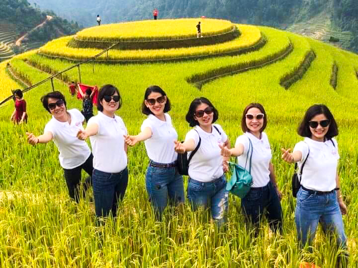 Hình Ảnh Đoàn Khách Hàng đi Mù Cang Chải Khởi Hành 6 - 7/10 - Ảnh 2