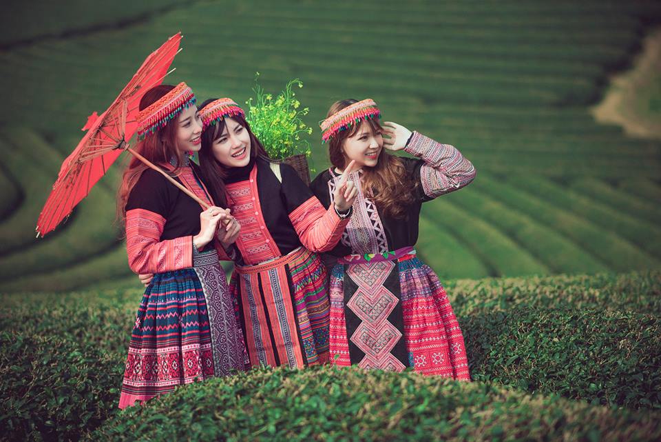 khởi hành đi Mai Châu, đến Thung Nhuối, Thung Khe, thăm bản Lác, bản Poom Cọng - Ảnh 1 khởi hành đi Mai Châu, đến Thung Nhuối, Thung Khe, thăm bản Lác, bản Poom Cọng - Ảnh 1