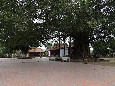 Di Tích Thành Bản Phủ - Đền Thờ Hoàng Công Chất Di Tích Thành Bản Phủ - Đền Thờ Hoàng Công Chất