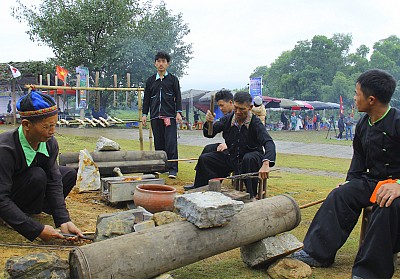 Du lịch Điện Biên đổi mới, du khách lên thăm càng nhiều Du lịch Điện Biên đổi mới, du khách lên thăm càng nhiều