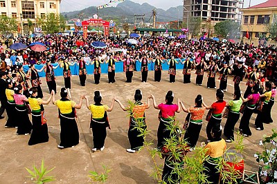 Lễ Hội Hoa Ban Của Người Thái Ở Tây Bắc Lễ Hội Hoa Ban Của Người Thái Ở Tây Bắc