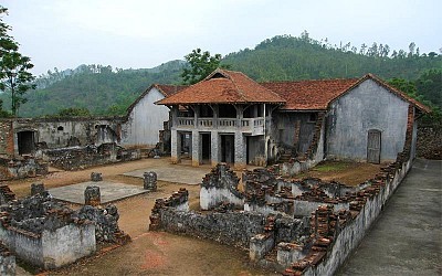 Nhà Tù Sơn La Nhà Tù Sơn La