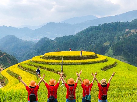 Hình Ảnh Đoàn Khách Hàng đi Mù Cang Chải Khởi Hành 6 - 7/10 Hình Ảnh Đoàn Khách Hàng đi Mù Cang Chải Khởi Hành 6 - 7/10