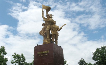 hành trình Tây Bắc 5 Ngày: Hà Nội - Mộc Châu - Sơn La - Điện Biên - Sa Pa - Mù Cang Chải - Nghĩa Lộ