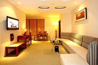 Khách Sạn Ap Plaza Hòa Bình