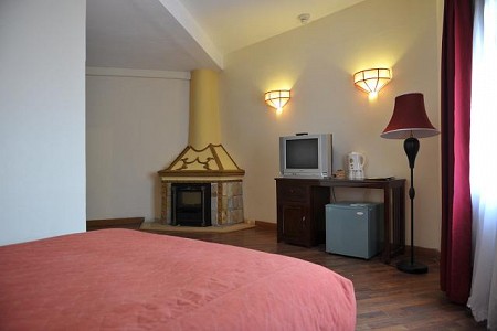 Khách Sạn Châu Long