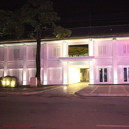 Khách Sạn Miền Tây - Nghĩa Lộ