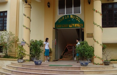 Khách Sạn Nậm La