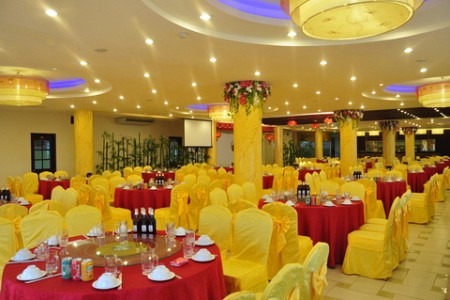 Khách Sạn Phú Gia