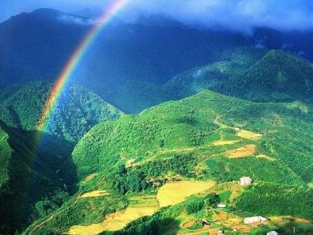 Tây Bắc 5 Ngày 4 Đêm: Hà Nội -  Mai Châu – Sơn La – Điện Biên – Sapa (đi xe,về tàu)