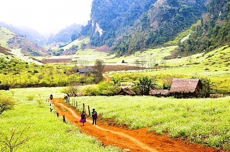 chương trình HÀ NỘI - MAI CHÂU - MỘC CHÂU Tháng 10 Tháng 11 - 2 Ngày 1 Đêm
