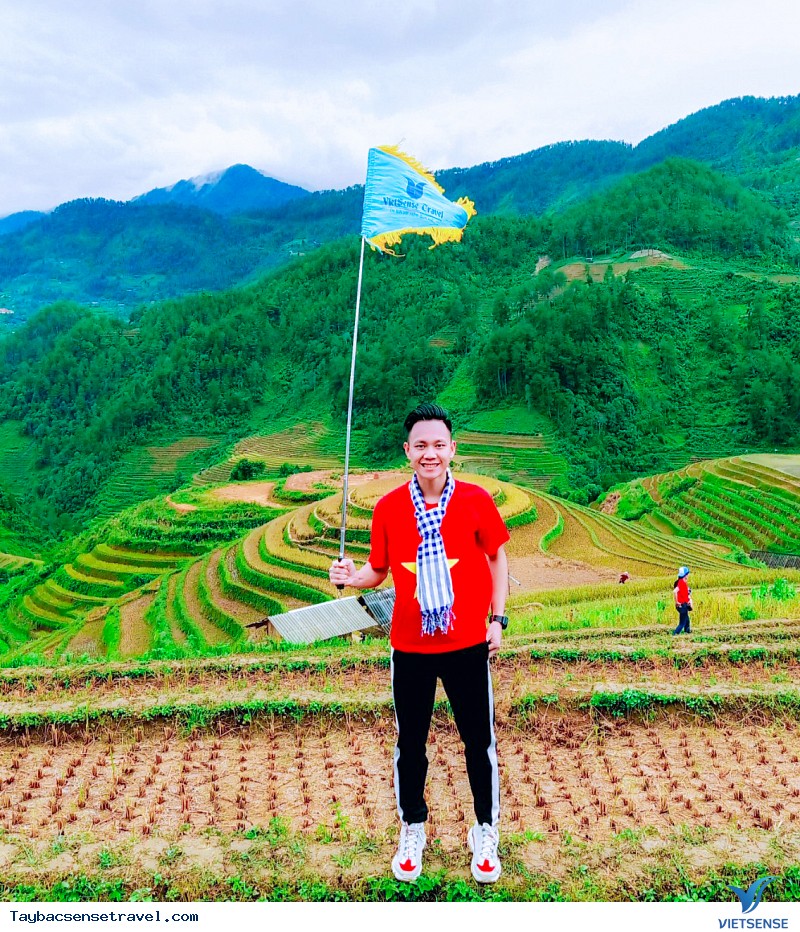 Khám Phá Mùa Vàng Mù Cang Chải Với Đoàn Khách Tháng 10 - Ảnh 4 Khám Phá Mùa Vàng Mù Cang Chải Với Đoàn Khách Tháng 10 - Ảnh 4
