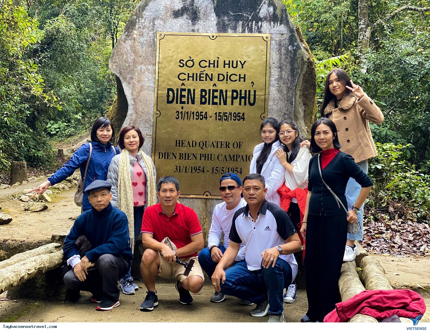 Ảnh Đoàn khách thăm quan Tây bắc 28-31/12 - Ảnh 1 Ảnh Đoàn khách thăm quan Tây bắc 28-31/12 - Ảnh 1