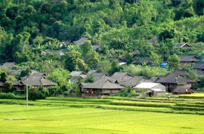 Bản Nà Luồng - Ảnh 1