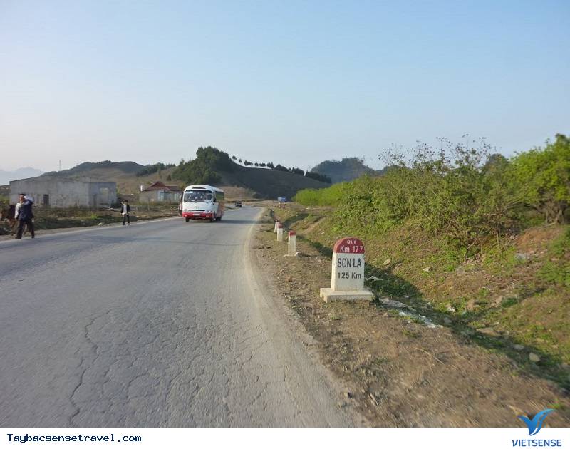 Hoạt động hành trình tại huyện Vân Hồ - Sơn La - Ảnh 1 Hoạt động hành trình tại huyện Vân Hồ - Sơn La - Ảnh 1