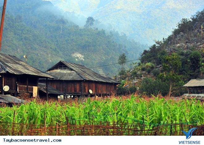 Tắm Khoáng Nóng Trong Nhà Gỗ Và Thử Cái Tết Tây Bắc - Ảnh 4 Tắm Khoáng Nóng Trong Nhà Gỗ Và Thử Cái Tết Tây Bắc - Ảnh 4