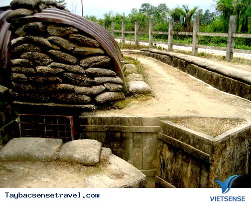 Hầm chỉ huy tập đoàn cứ điểm Điện Biên Phủ Hầm chỉ huy tập đoàn cứ điểm Điện Biên Phủ