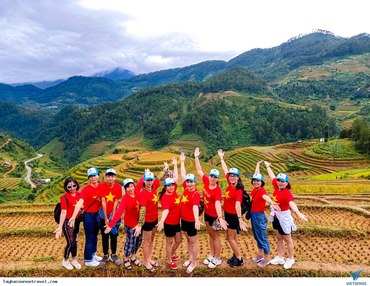 chương trình HÀ NỘI - MÙ CANG CHẢI - BẢN LƯỚT NGỌC CHIẾN - TẮM KHOÁNG NÓNG - 3 Ngày - Ảnh 2 chương trình HÀ NỘI - MÙ CANG CHẢI - BẢN LƯỚT NGỌC CHIẾN - TẮM KHOÁNG NÓNG - 3 Ngày - Ảnh 2