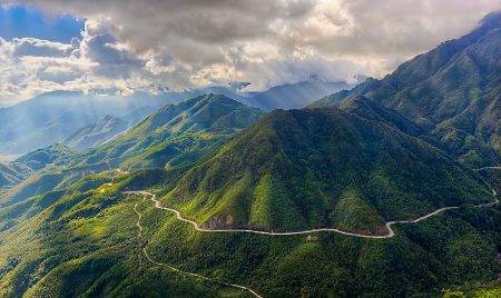 Vẻ Đẹp Đầy Ngưỡng Mộ Trên Đỉnh Vua Đèo Vùng Tây Bắc - Ảnh 6 Vẻ Đẹp Đầy Ngưỡng Mộ Trên Đỉnh Vua Đèo Vùng Tây Bắc - Ảnh 6