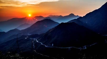 Vẻ Đẹp Đầy Ngưỡng Mộ Trên Đỉnh Vua Đèo Vùng Tây Bắc - Ảnh 4 Vẻ Đẹp Đầy Ngưỡng Mộ Trên Đỉnh Vua Đèo Vùng Tây Bắc - Ảnh 4